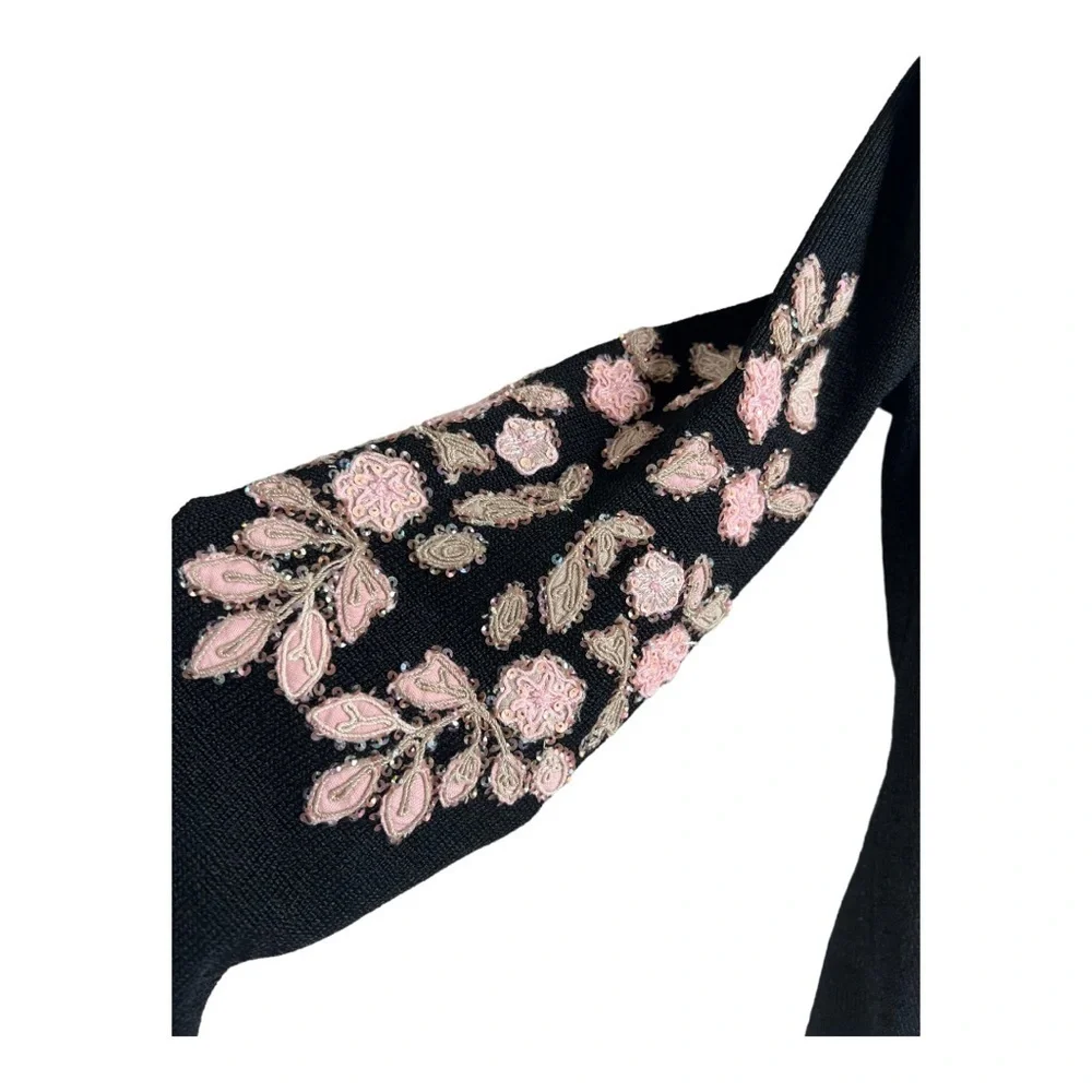 Sigrid Olsen Beaded Floral Pink Black HeavyKnit Cardigan Size SP Vintage’02 - Picture 3 of 16